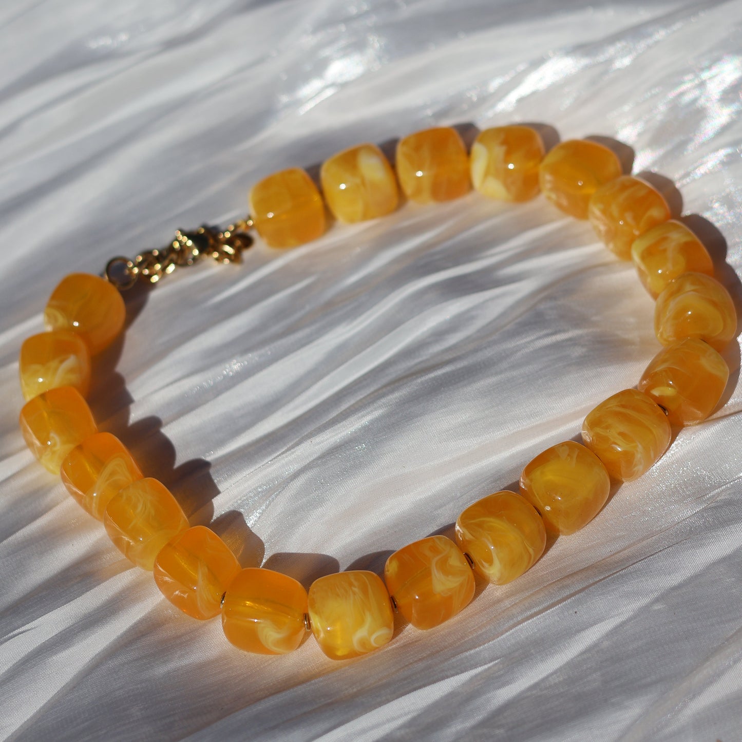 Collier Avara