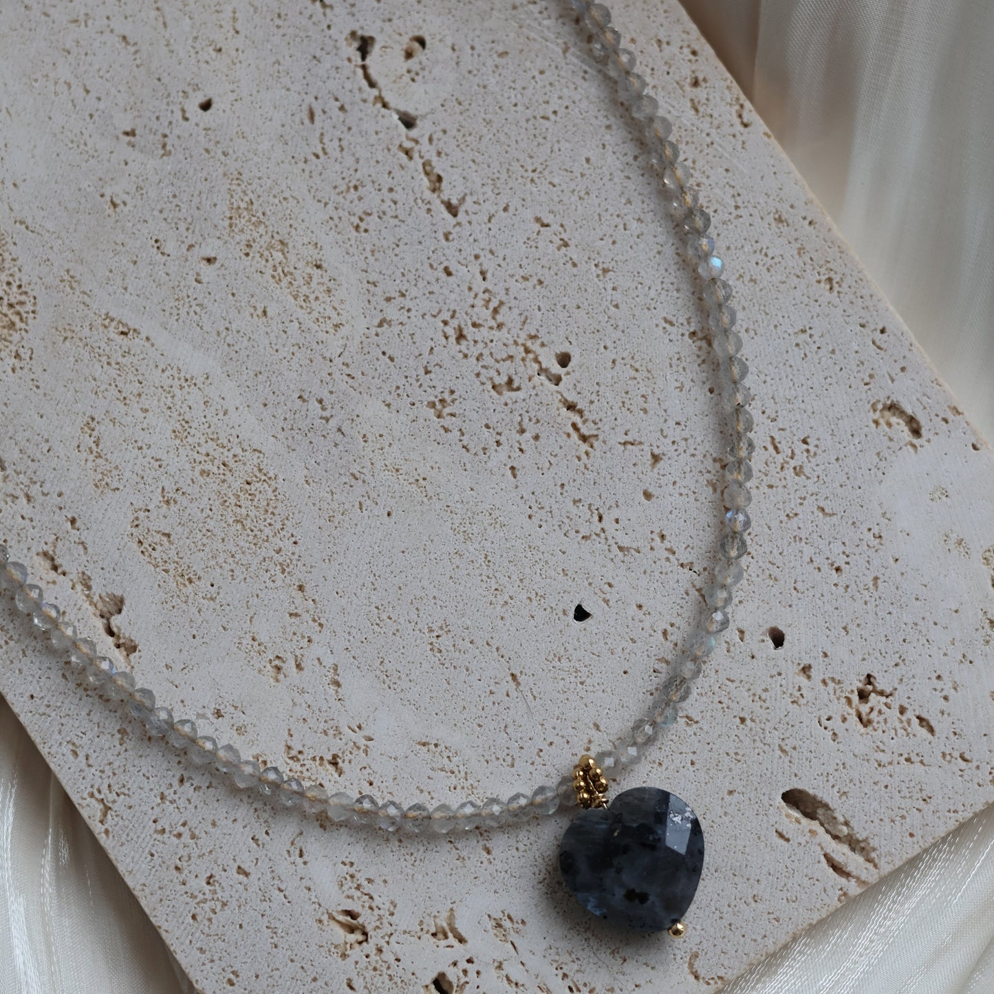 Collier Solyne