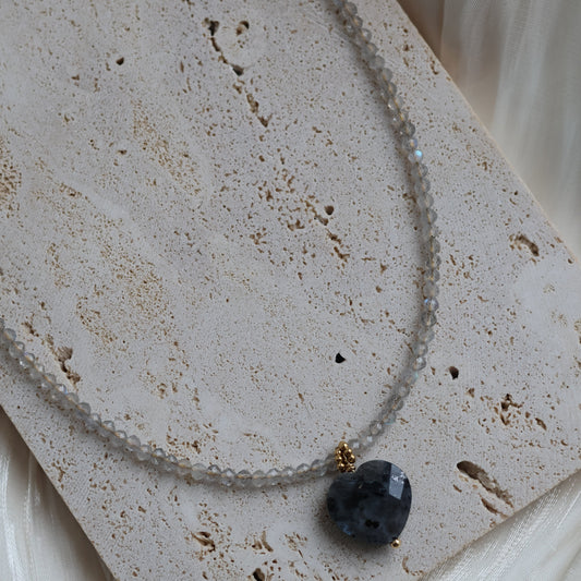 Collier Solyne
