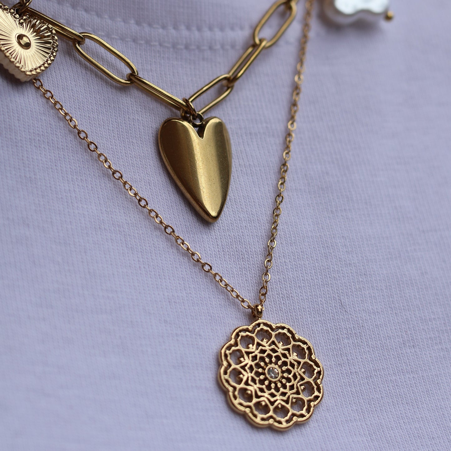 Collier Swana
