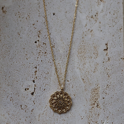 Collier Swana