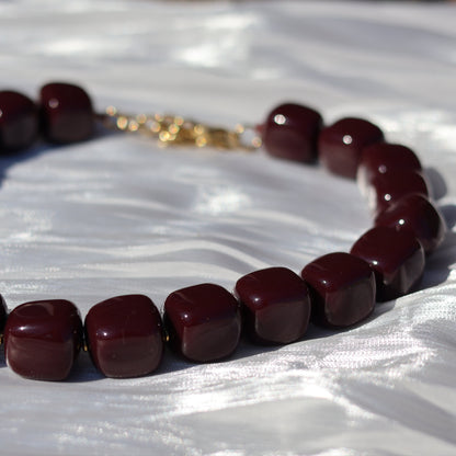 Collier Avara