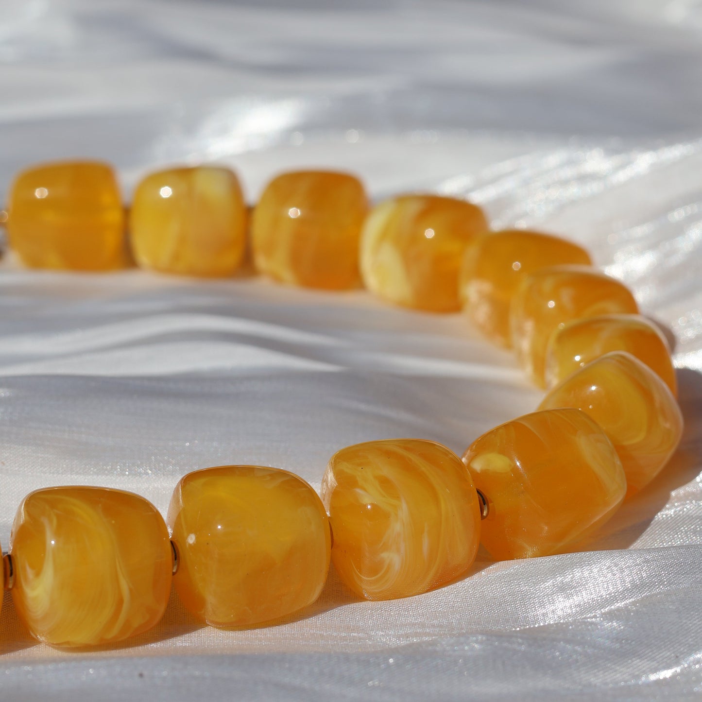 Collier Avara